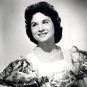 Kitty Wells Kitty Wells, It Wasn't God Who Made Honky Tonk Angels, Piano, Vocal & Guitar (Right-Hand Melody)