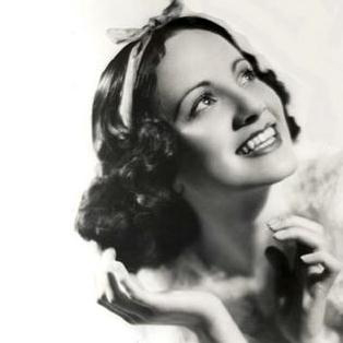 Adriana Caselotti Adriana Caselotti, Some Day My Prince Will Come (from Walt Disney's Snow White And The Seven Dwarfs), Piano, Vocal & Guitar (Right-Hand Melody)