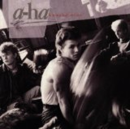 A-Ha Hunting High And Low 102741