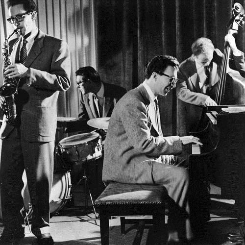 Dave Brubeck, It's A Raggy Waltz, Guitar