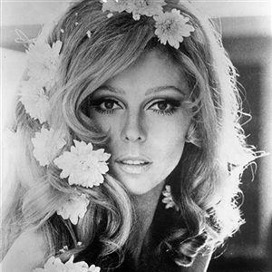 Nancy Sinatra, These Boots Are Made For Walking, Keyboard